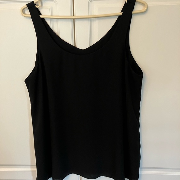 Black sleeveless top - Picture 1 of 7